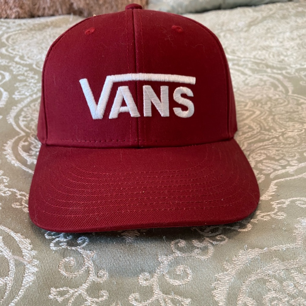NWT Vans  burgundy/red adjustable hat